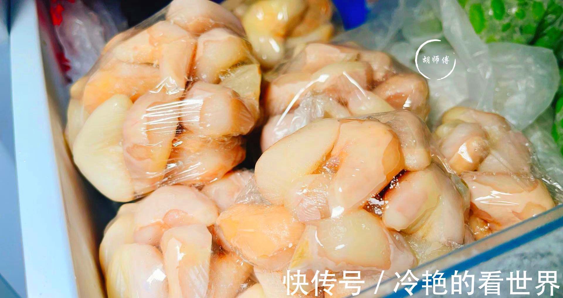 秋天,吃板栗红薯不如吃它,多买些去皮放冰箱,随吃随取,特省事