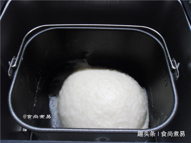 用两斤糯米,做此款简易小吃,软糯有嚼劲,一吃起停不下来