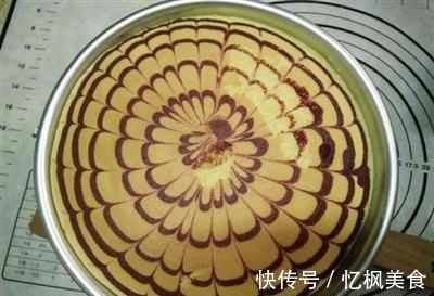 网红爆款入口即化的轻乳酪蛋糕,教你做到不开裂,不塌陷,零失败