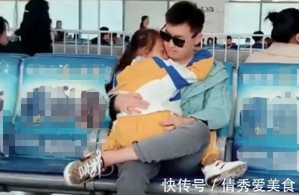 小情人|爸爸喂女儿吃西瓜,镜头转向儿子,网友笑岔气:儿子充话费送的吧