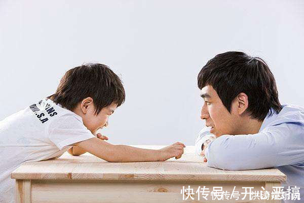 父母|和孩子交流,聪明父母会经常说四句话,他们会越来越优秀!