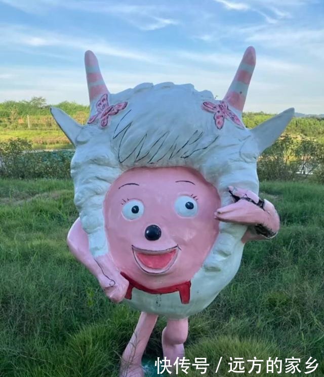 广州漫展和|“乡村版漫展”有多搞笑红太狼秒变“平底锅脸”,哪吒脸也歪了