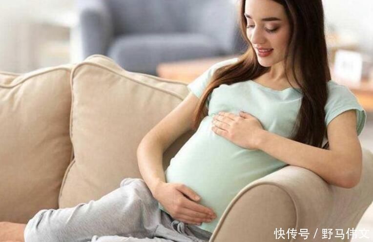 羊水|孕期在孕妈肚子里的胎儿,排出的便便去哪了孕妈听了别“恶心”