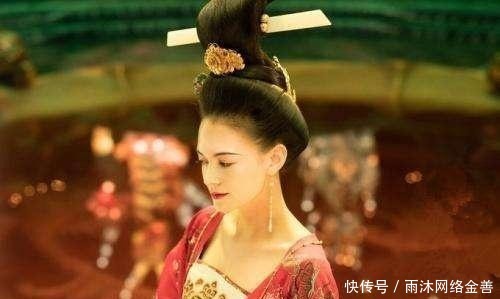 称为|回眸一笑百媚生的杨玉环,被赐死后唐玄宗为何没有找到她的遗体?