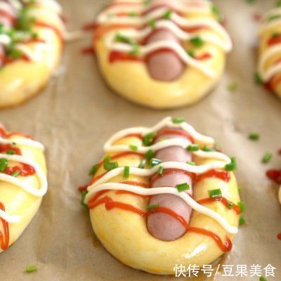 咸香柔软配料多，这个肉松肠仔包可太香了