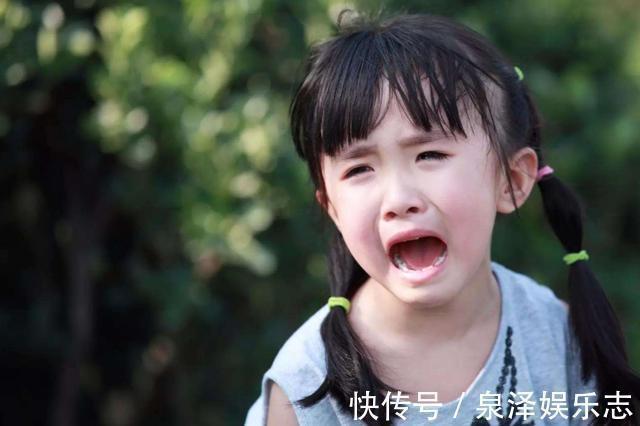 不公平|不想孩子被当软柿子捏,父母牢记4点,孩子走入社会也不会被欺负