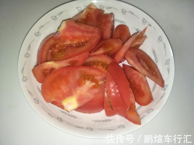 黄瓜|西红柿炒黄瓜,记住放菜顺序,出锅软嫩鲜香,清脆好吃