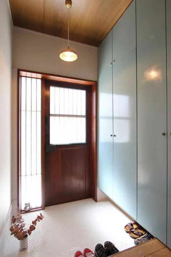 鞋凳|玄关做成下沉式,哪怕面积再小都能坐着换鞋,漂亮实用,家里还没灰!