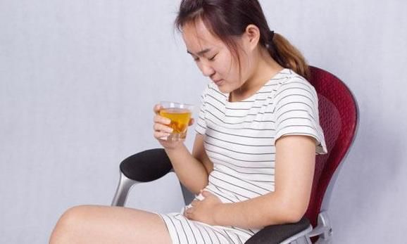 脱发|不显老的女人,身上没有五处变化,如果你全有可能已经老了