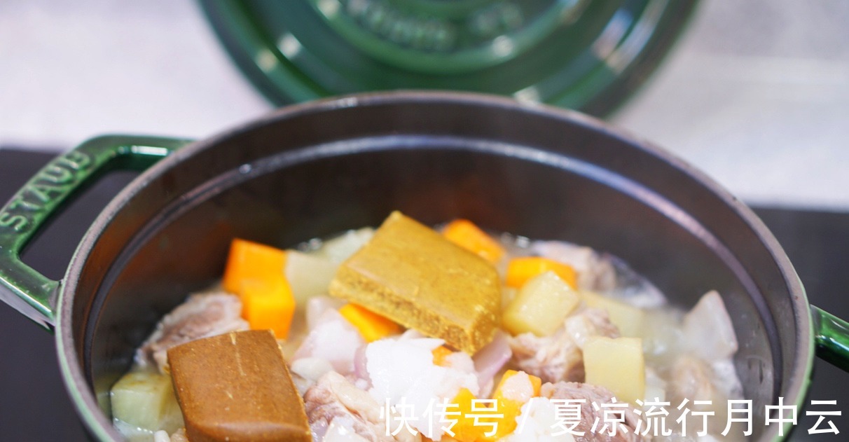 牛腩|香浓好吃的咖喱,搭配上软烂的牛腩肉,真美味!