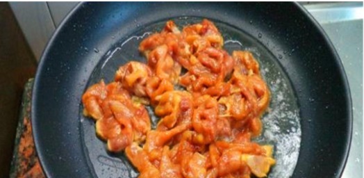 辣椒炒肉有诀窍,只要多加这一步,肉质嫩滑爽口