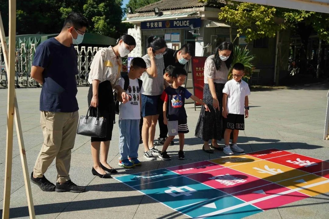 秀外慧中|杭州市育才外国语学校“小秀娃”活力满满来报道