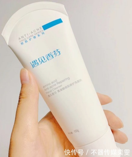 洗面奶|晚上洗脸时的3个坏习惯,皮肤会越来越差,很多女孩子都不注意