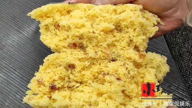  做成|小米加上一袋牛奶，做成小米糕，养胃易消化，暄软香甜，真好吃