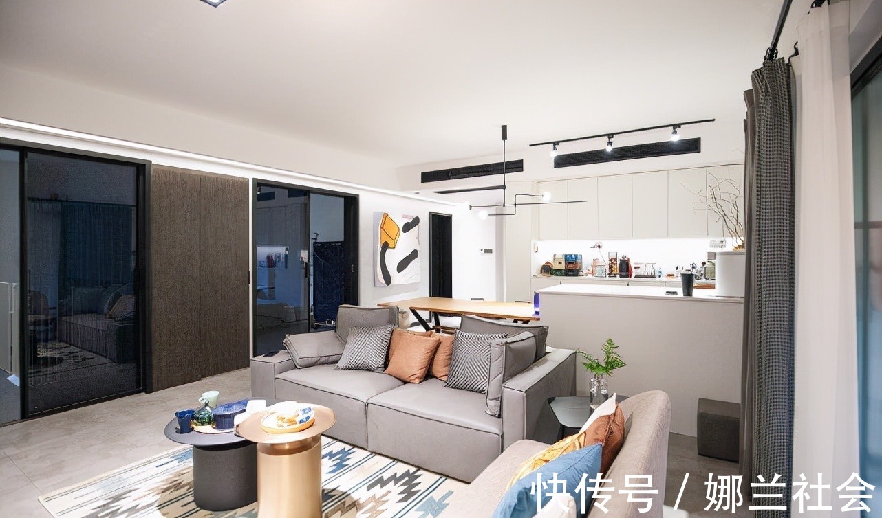 现代|130平现代极简风设计，打造出清爽简而不减空间