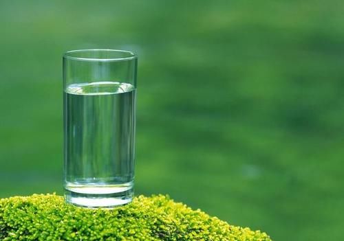 女人|妇科医生：女人过了50岁大关，要及时补充5种营养素，别太大意！