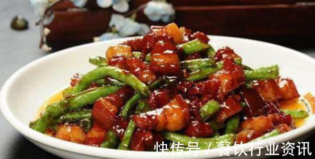 美食推荐：手撕杏鲍菇，虾仁炒西兰花，猪肉炖豆角，三杯鸡的做法