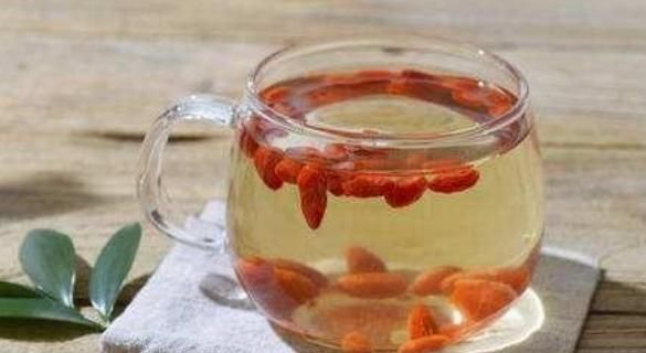 肝脏|枸杞和此物是“好伙伴”，喝三天能补肾，也许还你一个“新肝”！