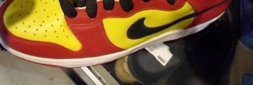 Travis Scott又上脚天价Dunk，烧了他鞋柜！要赔多少钱？