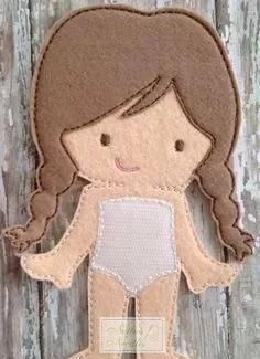 自制玩具熟练的妈妈用碎布给女儿做豪华的换装娃娃