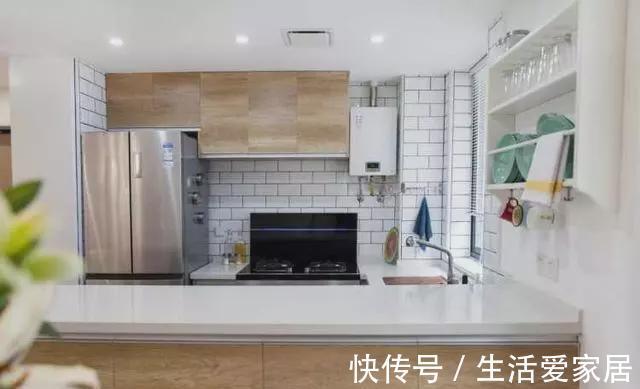 客厅|设计改变生活！62平老房改造，前后对比真的是让人惊讶！