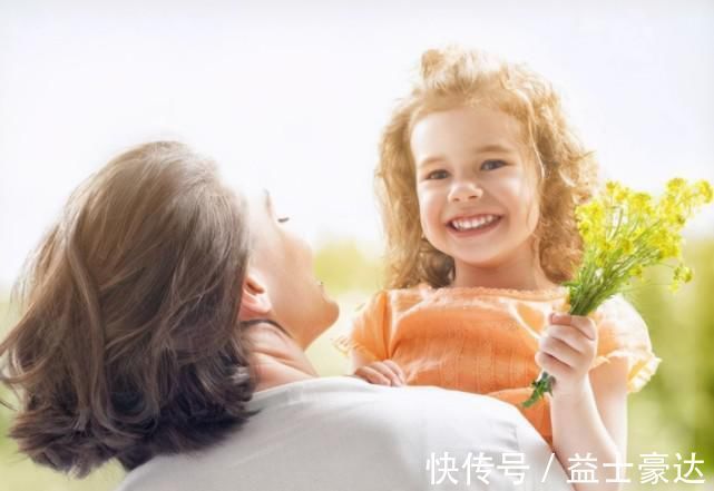 宝宝|儿子床单出现“水渍”，宝妈看后做“狠心”决定，宝爸：早该这样