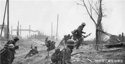 士兵|二战老照片冲锋的德军士兵,即将被处死的犹太人,刮胡子的战士