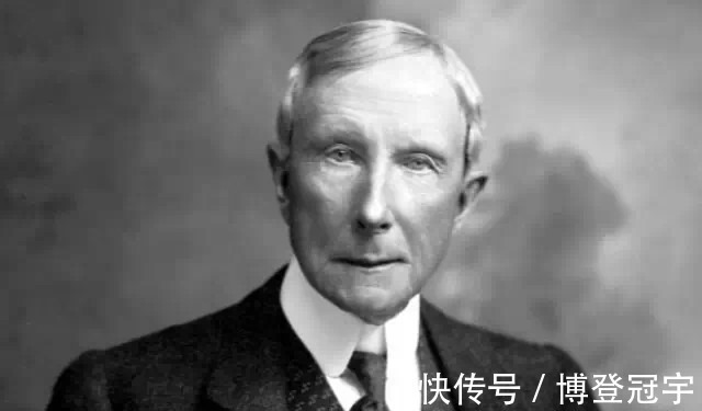 太宰治@看过“洛克菲勒”和太宰治的书《人间失格》后,我对世界有新认识