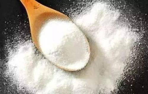  大蒜水|花盆有飞虫？盆内放上“3料”，花卉不生虫生长旺