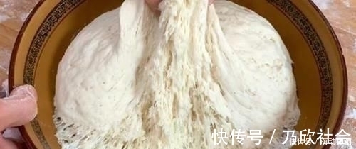 做法|面粉新做法,不蒸馒头不烙饼,饭店都买不到,出锅瞬间就被扫光