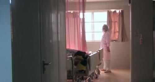 二胎|“头胎顺产,二胎再顺怎么了?像你这种坚持剖腹产的人,太自私”