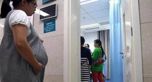 墨西哥四姐妹“频繁怀孕”,宝宝出生后10天就送走,怀1胎仅10万