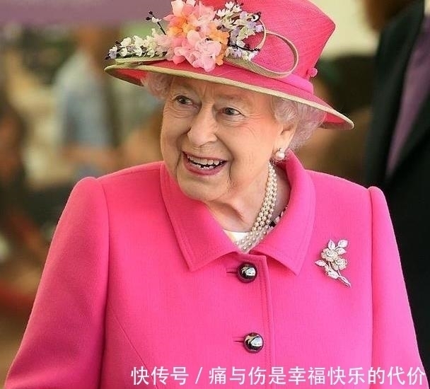 英女王的珠宝有些不吉利?原材料取自坟墓,由2000颗钻石珍珠组成