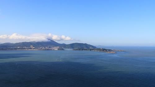 浙江私藏的海岛景点，有“中国最美的公路”，很适合周末自驾游