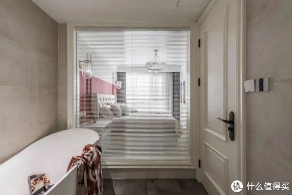 玻璃门|卫生间只知道干湿分离?2022年透明卫生间才是“真香”!