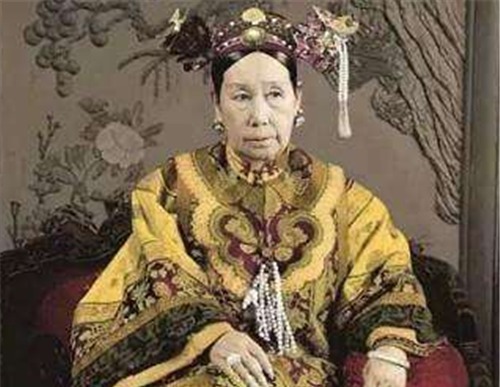 八国联军侵华时,慈禧曾向故宫水井扔无数宝贝,如今为何无人敢捞