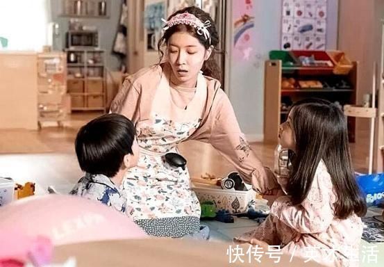 二宝|“弟弟一哭妈妈就骂我”,10岁女儿的话,揭露二胎家庭隐形伤疤