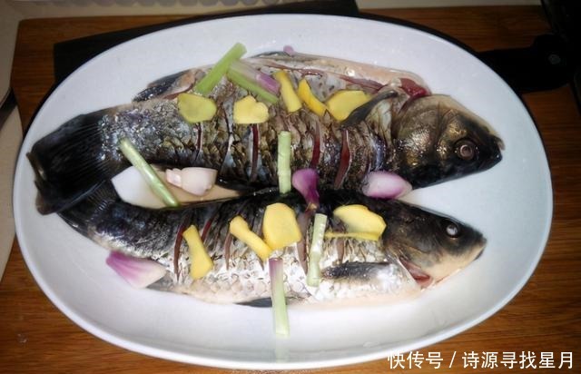 鱼汤|鱼汤想炖的“最鲜”用“水”是关键!掌握1步,鱼汤奶白没腥味