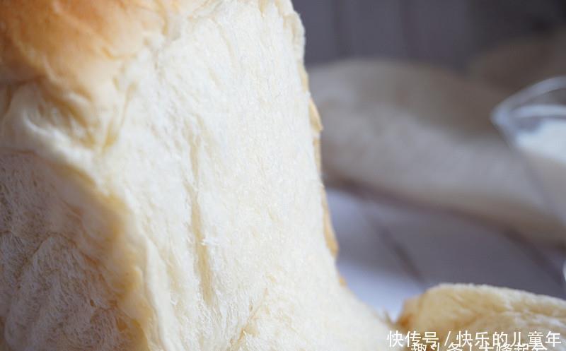 低糖酵母|自己做的吐司不拉丝不柔软?那是你没掌握诀窍!教你一个完美配方