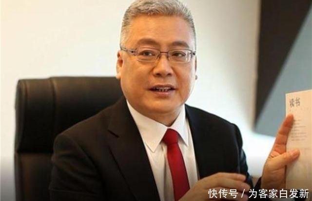 出镜|央视主持人王世林出镜29年从不化妆,妻子是才女也是同行