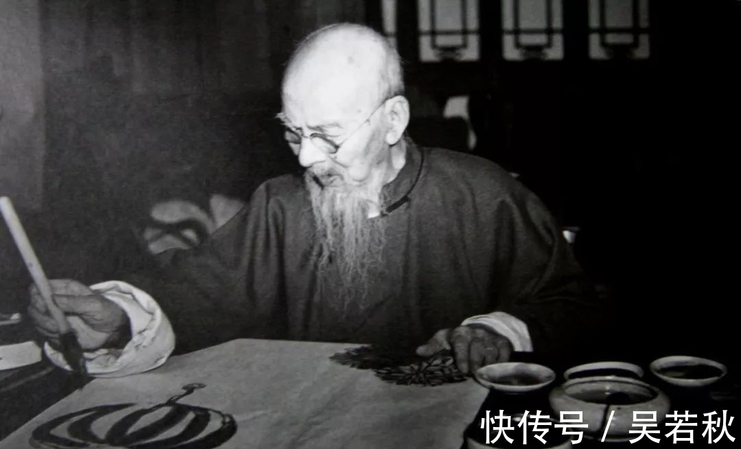 画作@齐白石画的两幅鹰:一幅价值98.9万,一幅拍出4.25亿