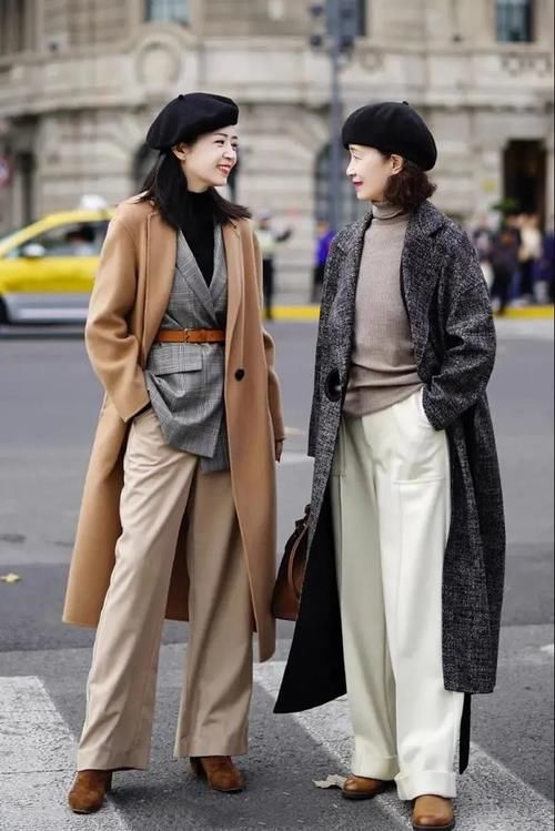 40岁以上的女人学“别人家的妈妈”穿搭,简约气质,减龄有品位!