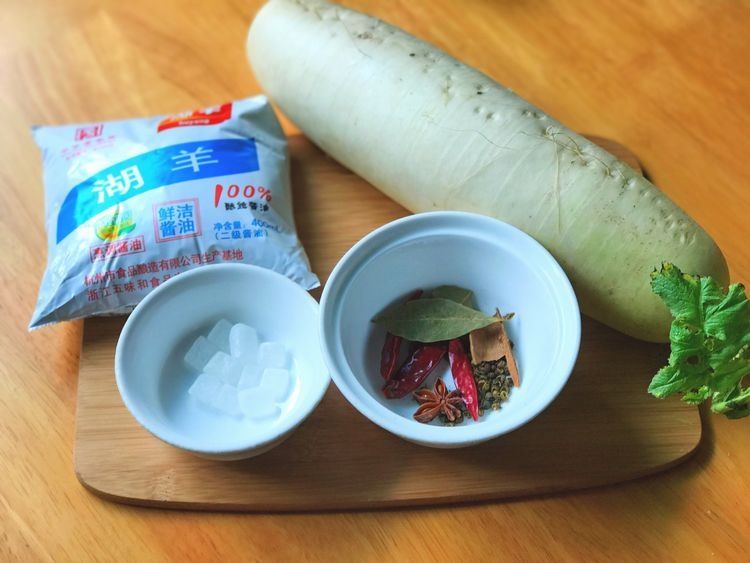 爽脆开胃的酱萝卜自己在家做,1个晚上就能吃,太下饭了