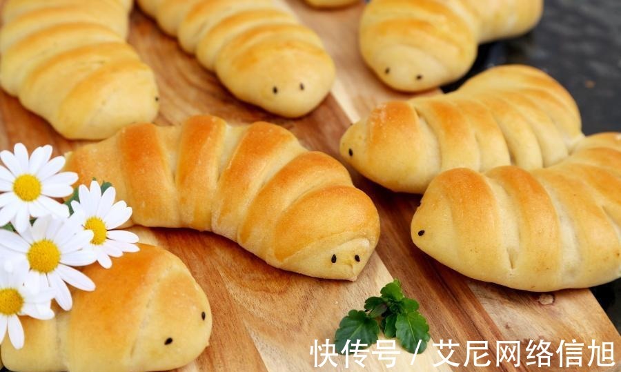 黑芝麻|【野炊】超萌的蜜豆夹心毛毛虫面包