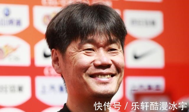 李霄鹏|国足连收两大喜讯,李霄鹏首胜在即,大年初一给全国人民拜年