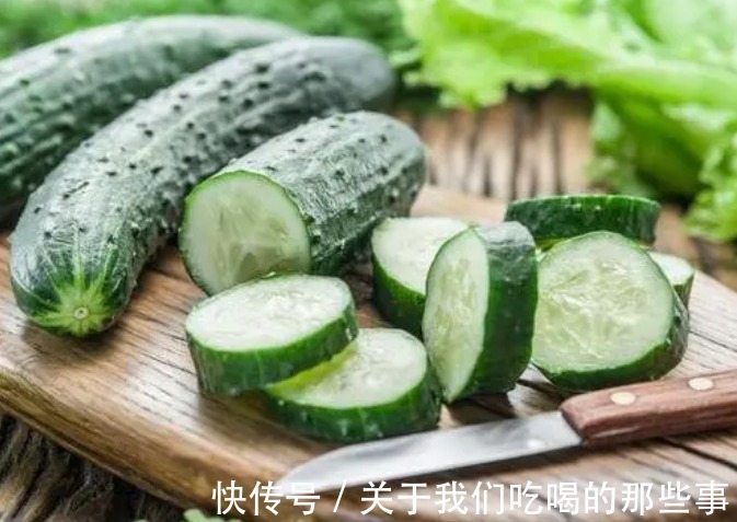 黄瓜|夏季黄瓜1块钱1斤,买上30斤冻起来,脆爽有嚼劲,凉拌炒肉都好吃