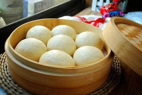 蒸馒头|不管蒸馒头还是包子,发面不能只加酵母,多加这2样,发面不用等