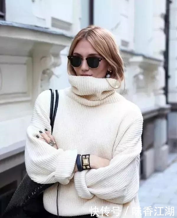 今年最火高领毛衣+大衣，才是秋冬绝配！