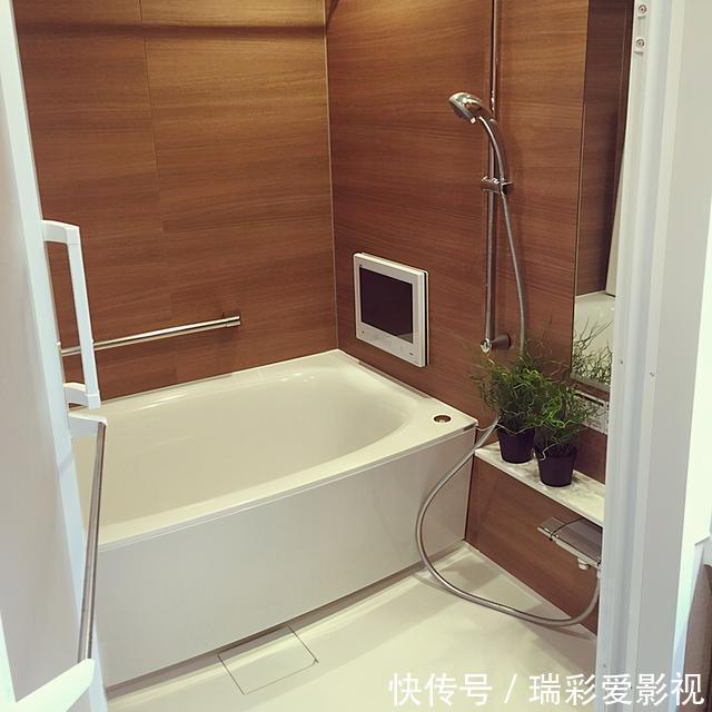浴室|为什么说日本的卫生间设计走心？看完这些细节，实在令人佩服
