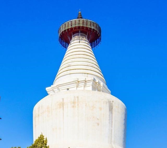  寺院|妙应寺俗称白塔寺是一座藏传佛教格鲁派寺院妙应寺始建于元朝